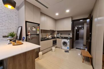 Puteri Cove Residences