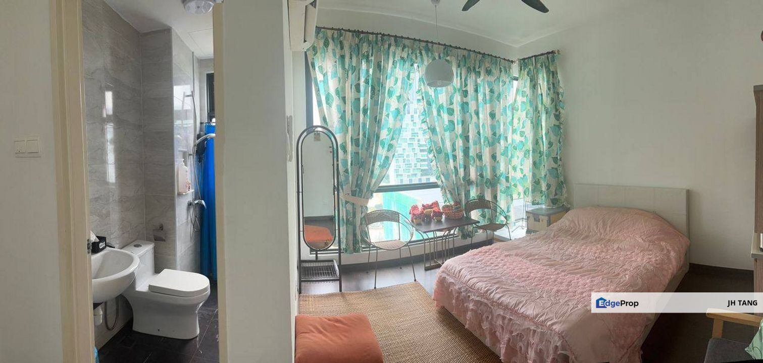  SKS Pavillion Residences JB TOWN CIQ Jalan Storey, Bukit Senyum, 80300 Johor Bahru, Johor Type: Apartment Bedroom : 1 Bathroom : 1 Size ： 400sqft Fur, Johor, Johor Bahru