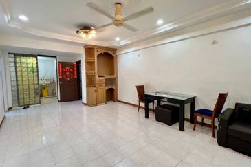 Mon Glori, , Bandar Baru Permas Jaya