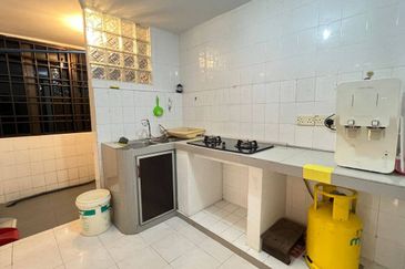 Mon Glori, , Bandar Baru Permas Jaya