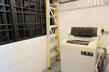 Mon Glori, , Bandar Baru Permas Jaya