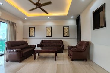 Palm Gardens Condominium