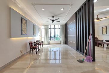 Palm Gardens Condominium