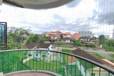 Palm Gardens Condominium