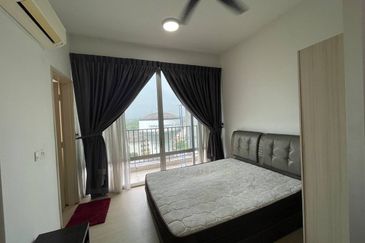 Dedaun Hijau (Greenfield Regency)