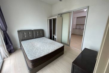 Dedaun Hijau (Greenfield Regency)