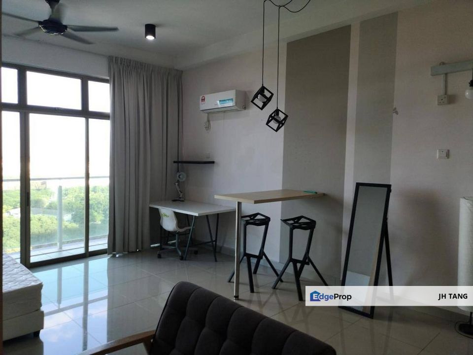  Palazio MOUNT AUSTIN Studio Corner have balcony Fully Furnished, Johor, Johor Bahru