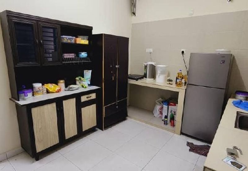 Akademik Suite @ Mount Austin