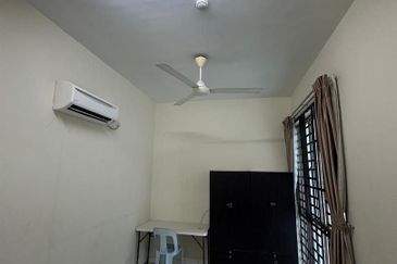 Akademik Suite @ Mount Austin