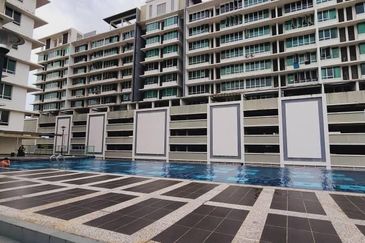 Akademik Suite @ Mount Austin