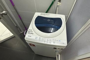 Akademik Suite @ Mount Austin