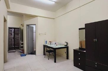 Akademik Suite @ Mount Austin