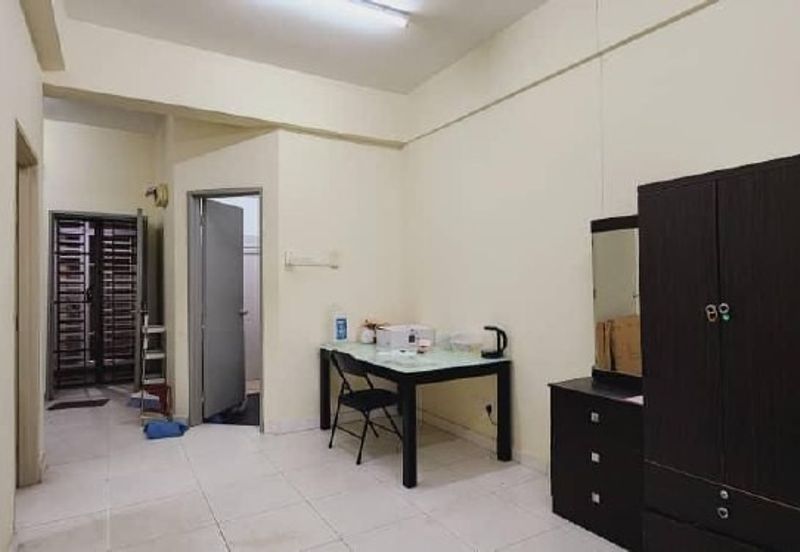 Akademik Suite @ Mount Austin