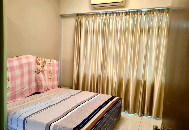 Sky Gardens Residences