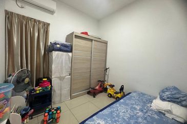 Dedaun Hijau (Greenfield Regency)