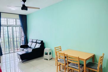 SKS Habitat Apartment, Larkin