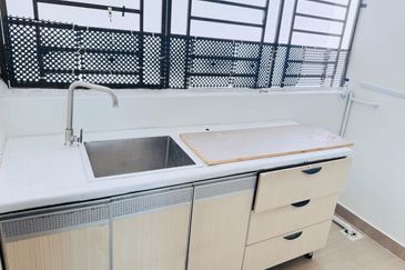 SKS Habitat Apartment, Larkin