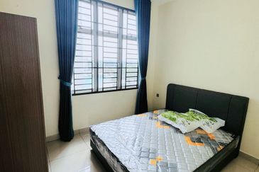 SKS Habitat Apartment, Larkin