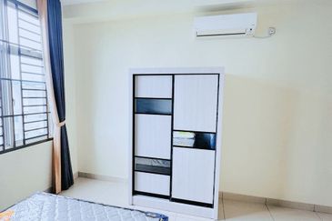 SKS Habitat Apartment, Larkin