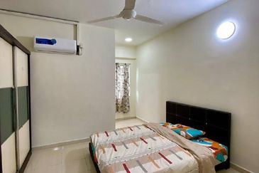 Bangunan Duta Impian (The Embassy Suites)