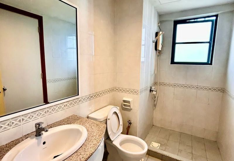 The Straits View, Bandar Baru Permas Jaya