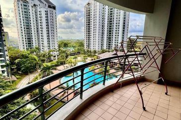 The Straits View, Bandar Baru Permas Jaya