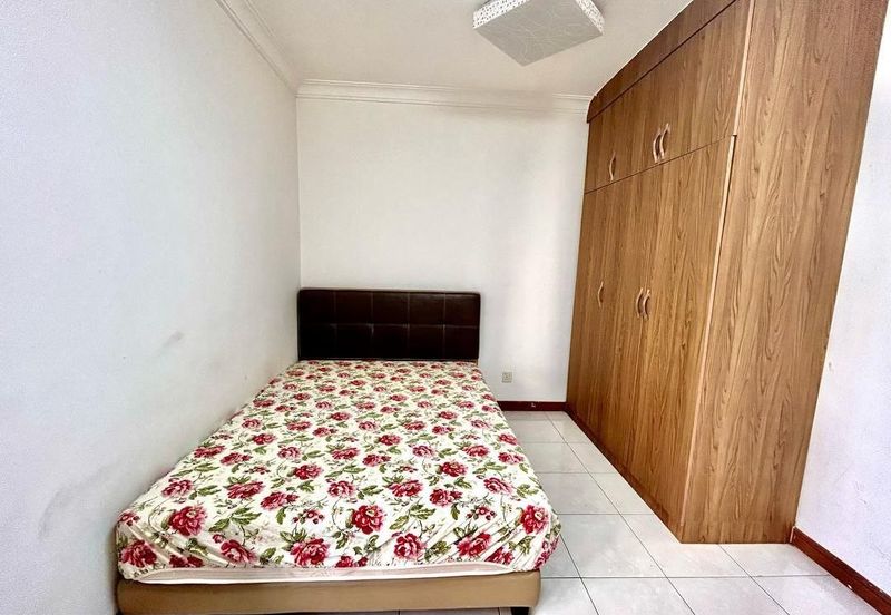 The Straits View, Bandar Baru Permas Jaya