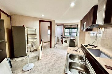 The Straits View, Bandar Baru Permas Jaya