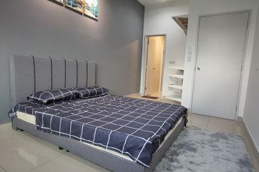 Meridin Bayvue Apartment