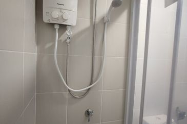 Meridin Bayvue Apartment