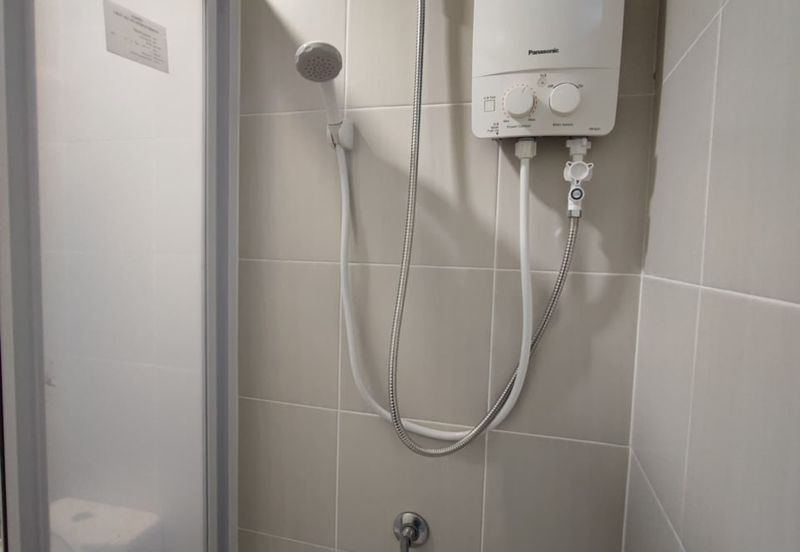 Meridin Bayvue Apartment