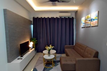 Meridin Bayvue Apartment