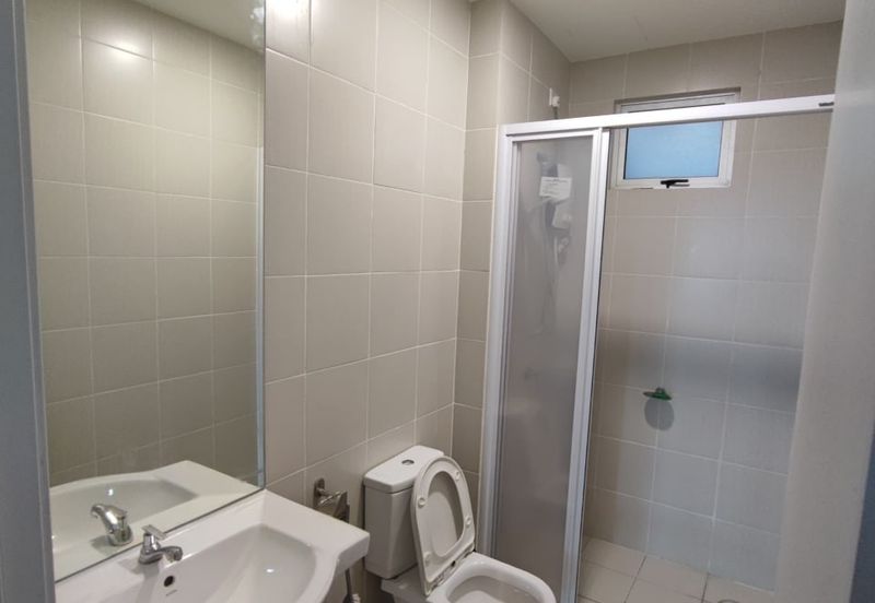 Meridin Bayvue Apartment