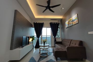 Meridin Bayvue Apartment