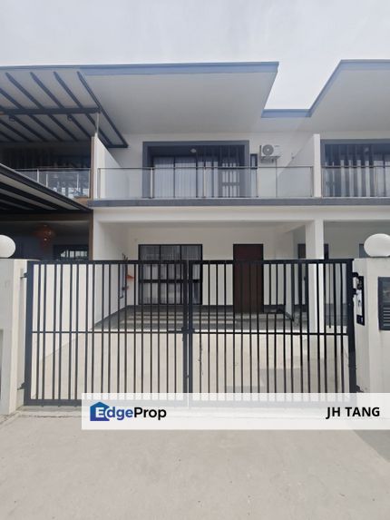  Bandar Baru Permas Jaya - Jln Permas 18 - 4Bed 3Bath Fully Furnished, Johor, Permas Jaya/Senibong