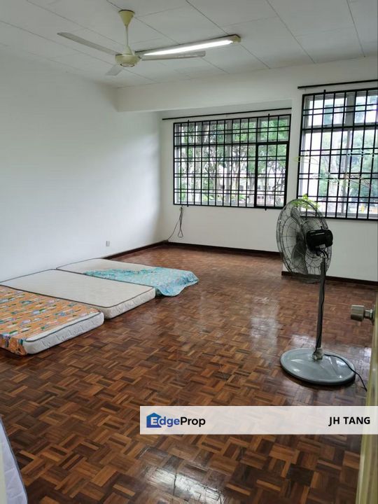  Taman Melawati, Skudai @ Jalan Melawati 15 - Double Storey Semi D, Johor, Skudai