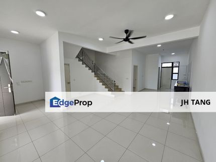  Taman Desa Tebrau - Cello Rebab 27 新区 - Bedroom : 4 +1   Bathroom : 4  , Johor, Johor Bahru