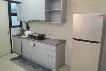 Dedaun Hijau (Greenfield Regency)