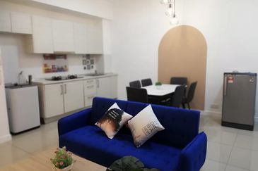 Dedaun Hijau (Greenfield Regency)