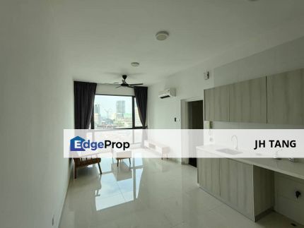  SKS Pavillion Residences JB TOWN CIQ •Bedroom: 1 (Dual Key type) •Bathroom: 1 •Floor : Middle floor •Furnishing : Fully Furnished , Johor, Johor Bahru