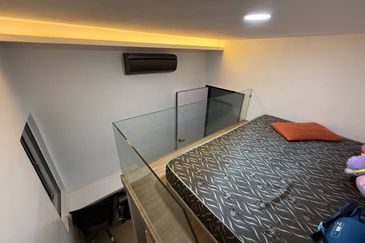 Dedaun Hijau (Greenfield Regency)