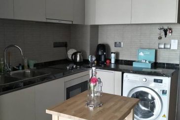 Puteri Cove Residences