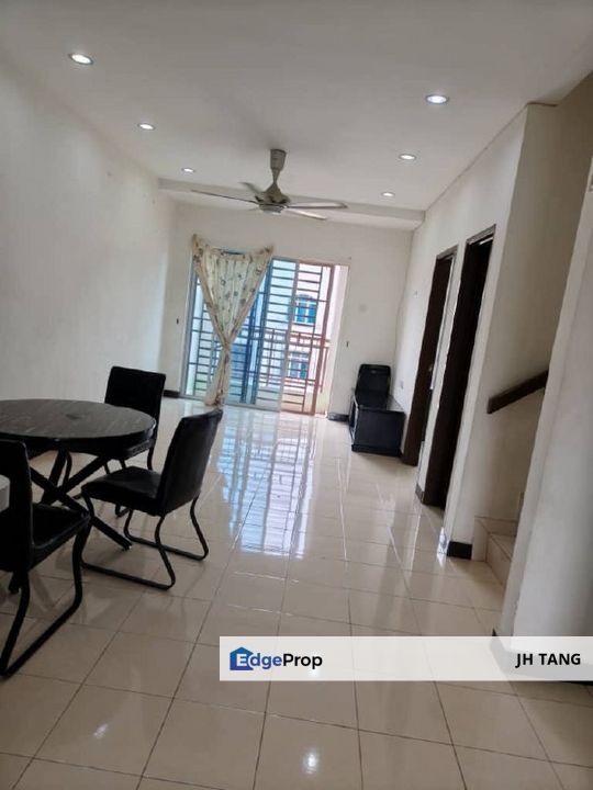 Villa Hijauan Apartment Jalan Silat Harimau 34,Bandar Selesa Jaya 81300 Skudai, Johor, Skudai