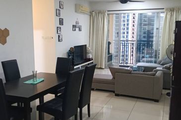Aliff Avenue TAMAN DAMANSARA ALIFF TAMPOI TEPI LARKIN, NEARBY JB TOWN CIQ - 3bed 2 bathroom  1 carpark