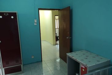 Lily & Jasmine Apartment