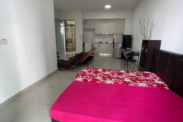 Dedaun Hijau (Greenfield Regency)