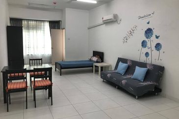 Akademik Suite @ Mount Austin