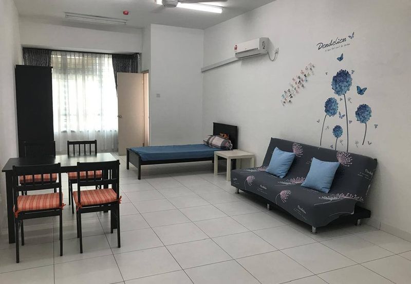 Akademik Suite @ Mount Austin