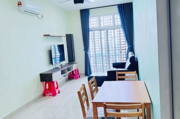 SKS Habitat Apartment, Larkin