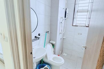 SKS Habitat Apartment, Larkin